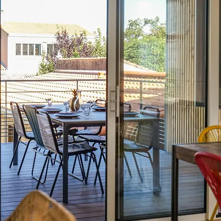 Jolie Maison De Renovee Avec Gout Proche Toutes Commodites Quartier Arago - 13 Personnes Holiday home