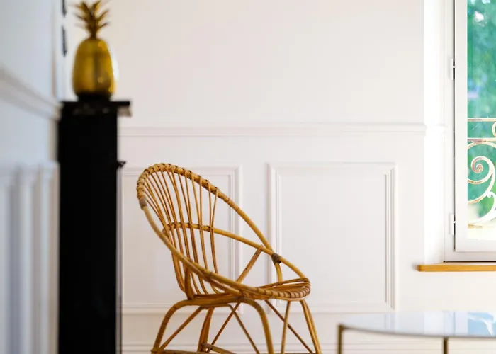 Jolie Maison De Renovee Avec Gout Proche Toutes Commodites Quartier Arago - 13 Personnes *