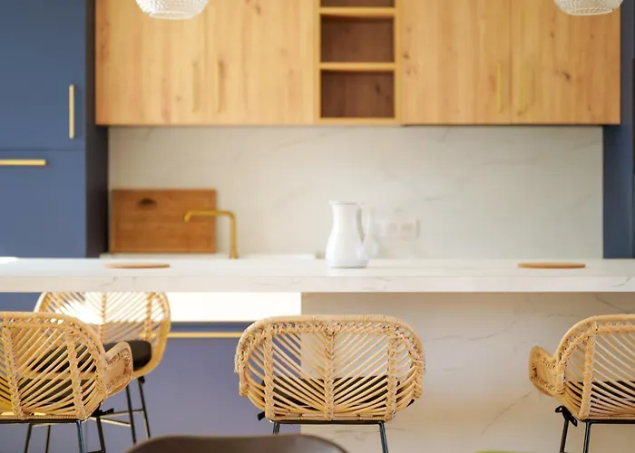 Jolie Maison De Renovee Avec Gout Proche Toutes Commodites Quartier Arago - 13 Personnes * Les Sables-dʼOlonne