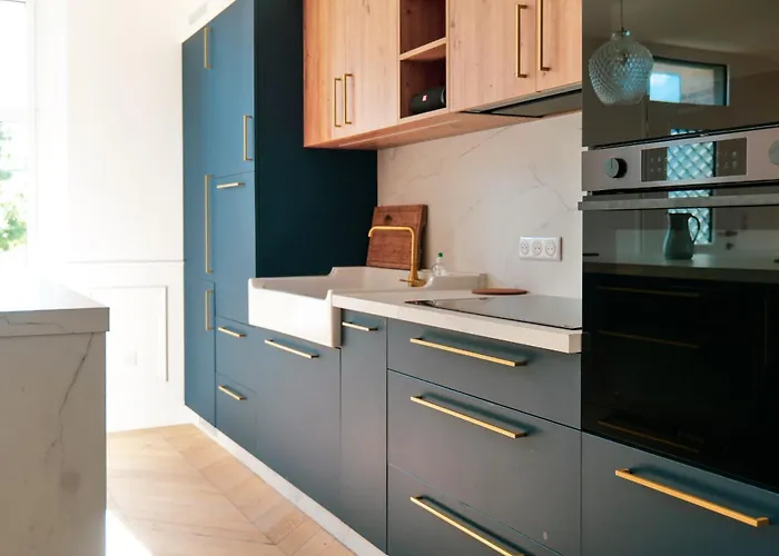 Jolie Maison De Renovee Avec Gout Proche Toutes Commodites Quartier Arago - 13 Personnes